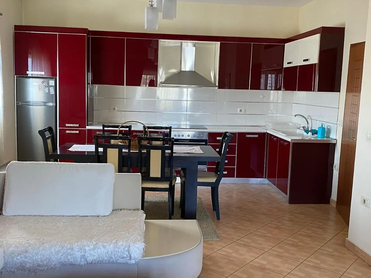 Lovely 2 Bedroom Apartment Tirana 0*,